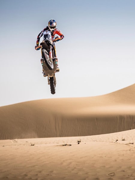 Sam Sunderland testing before the Abu Dhabi Desert Challenge, Abu Dhabi on March 22, 2018.