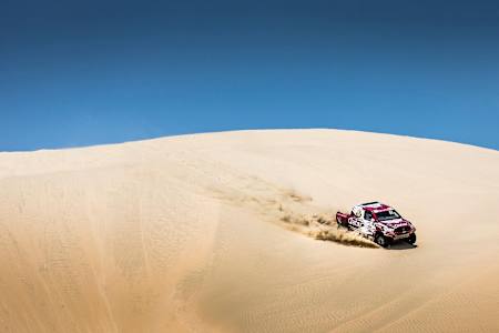 ناصر العطية في صحراء سيلين