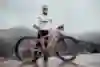 Maja Wloszczowska stands with her bike at Vallnord 2017