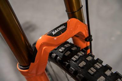 Rachel runs Fox 40 forks with 65-67psi pressure Rachel runs Fox 40 forks up front with 65-67psi pressure and 4-5 air volume spacers depending on track steepness