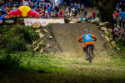 Bernard Kerr hits the final jump