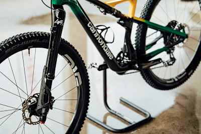 Henrique Avancini's Cannondale Scalpel Lefty fork.