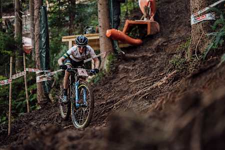 Rebecca McConnell rides at Leogang MTB World Championships 2020.