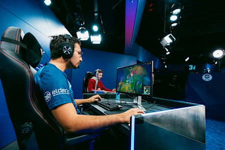 League of Legends Red Bull Solo Q