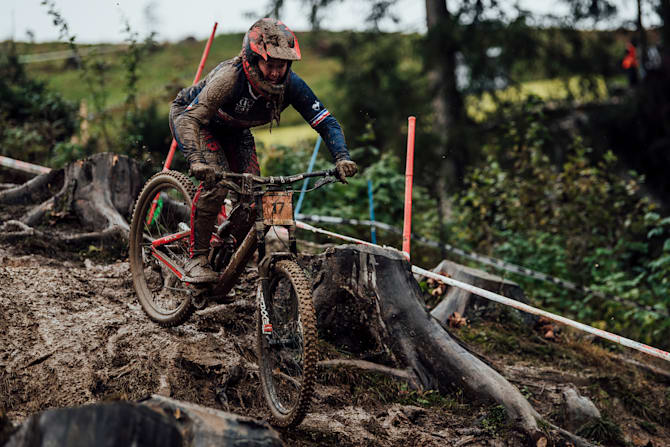 women's downhill mountain bike champion