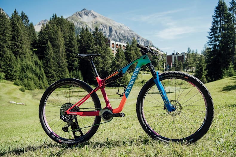 canyon cross country bike