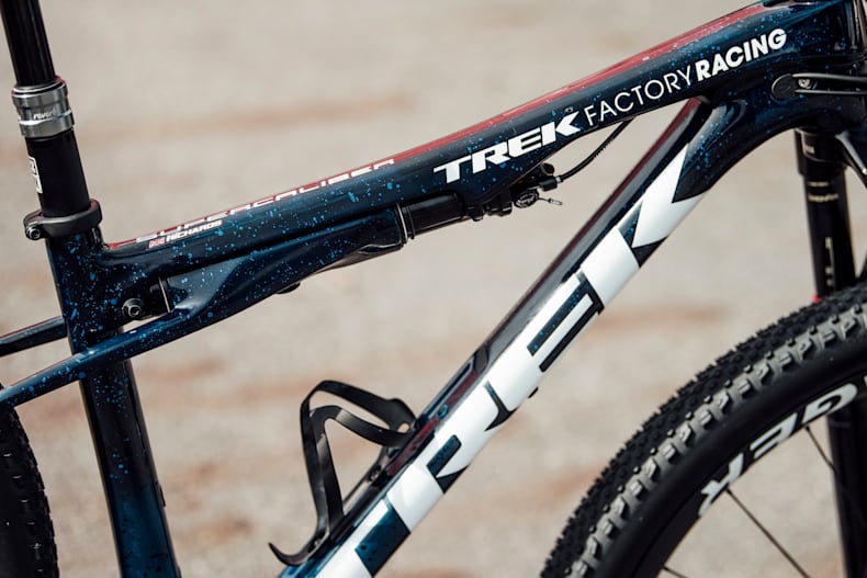 Bicicleta trek factory racing clearance