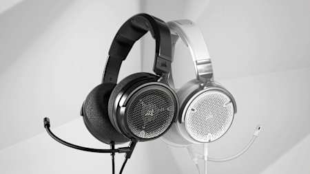 L'image montre le Corsair Virtuoso Pro en noir et blanc.