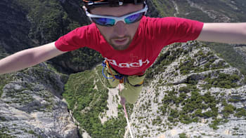 Une tentative de record du monde de slackline