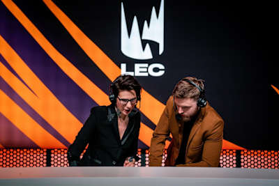 League of Legends casters 'Froskurinn' and 'Drako' casting an LEC game.