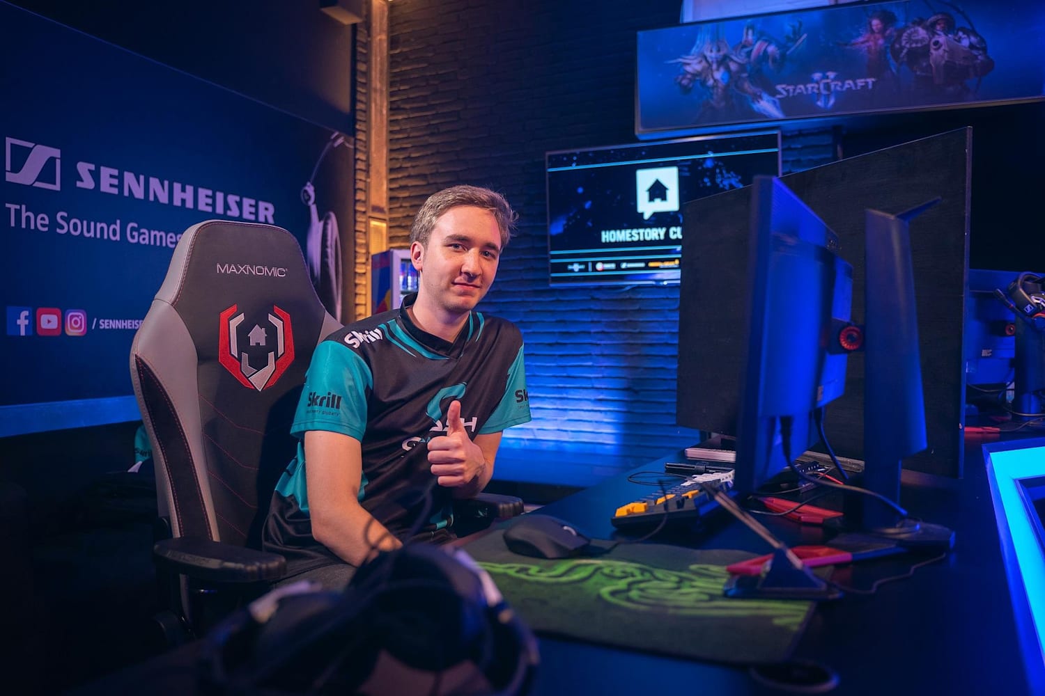 LAMBO >> Starcraft IIProfi beim Homestory Cup XVII!