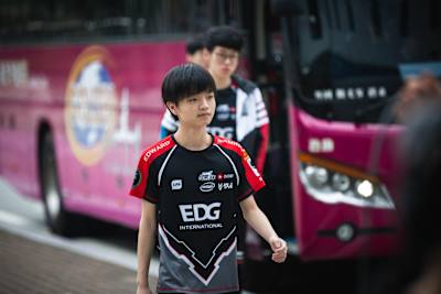 Hu ‘iBoy’ Xian-Zhao at Worlds 2018.