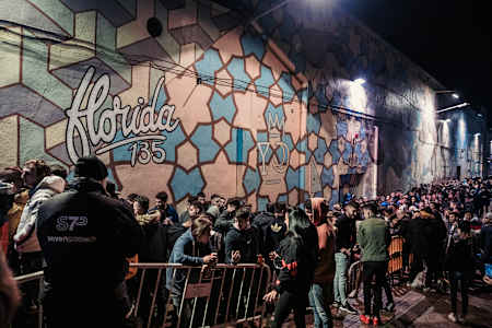 Desde primera hora el público acudió en masa a Florida 135