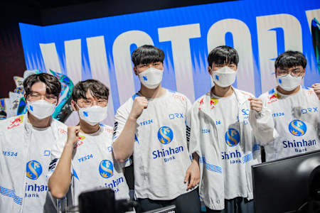 DRX at the League of Legends World Championship 2022 in Mexico City, Mexico