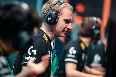 A photo of Marcin 'Jankos' Jankowski during Round 1 of the 2022 LEC Spring Playoffs at the LEC Studio 