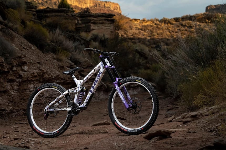 trek dh bike