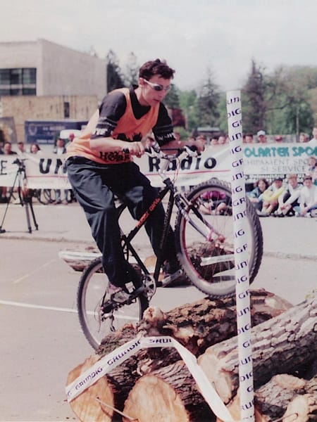 1997: Rider de la Hobby Bike într-un concurs de trial din Cluj