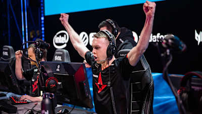 A photo of Astralis in action during the IEM Katowice Major