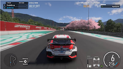 Captura de pantalla de Forza Motorsport muestra una sesión de clasificación online en el Honda Civic en el circuito ficticio de Hakone.