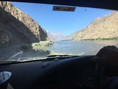 A photo of rocky roads in Uzbekistan, taken through the windscreen during the Mongol Rally.