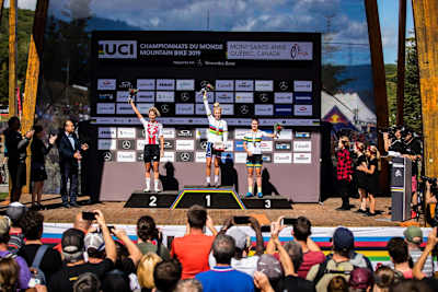 El podio femenino en el Campeonato del Mundo 2019 en en Mont-Sainte-Anne.