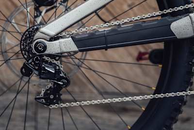 Rear mech on Vali Holl's Trek Session.