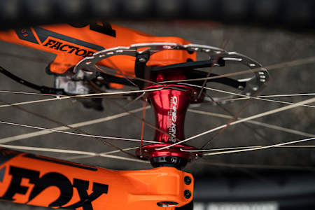 Chris King downhill mountain bike hub, Santa Cruz Syndicate