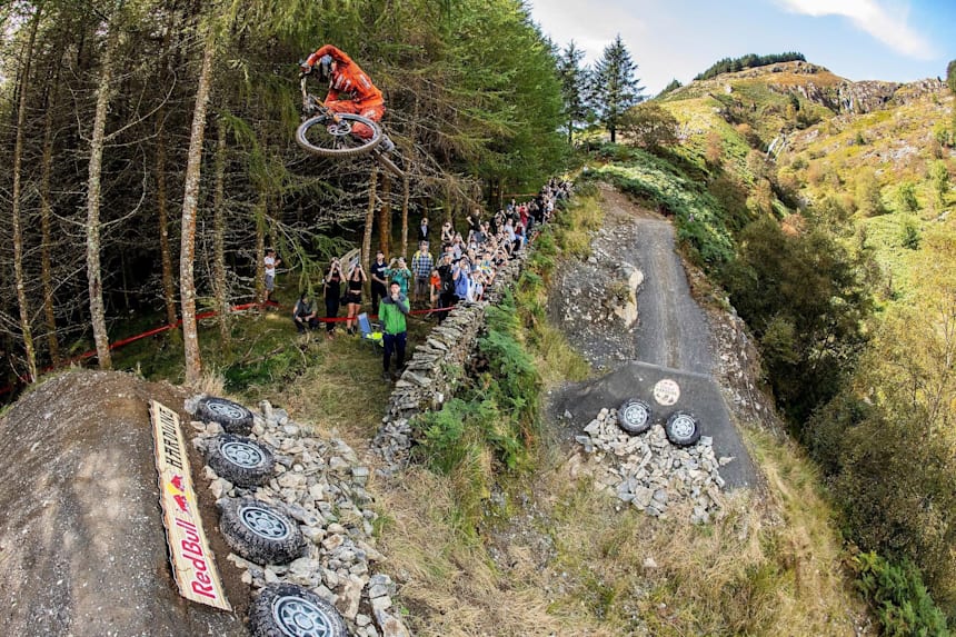 Red Bull Hardline 2019 Full Qualifying Results This isn t racing this is surviving red bull hardline course preview 2019. red bull hardline 2019 full qualifying