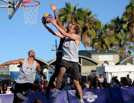 Halfcourt Hotel presented by Red Bull took over Venice Beach with a 3x3 Qualifier, dunk show, celebrity game, art displays and the hottest rooftop afterparty.