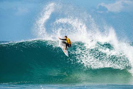 Molly Picklum surfing at the 2025 Open J-Bay