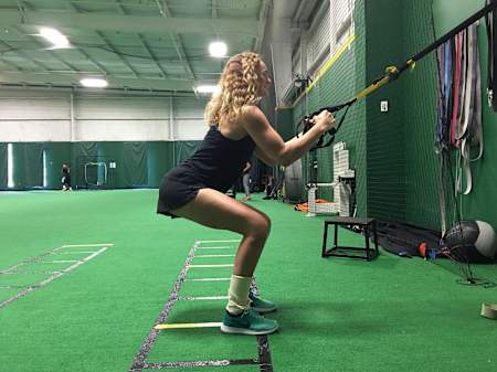 Sentadillas con TRX igual a piernas de acero