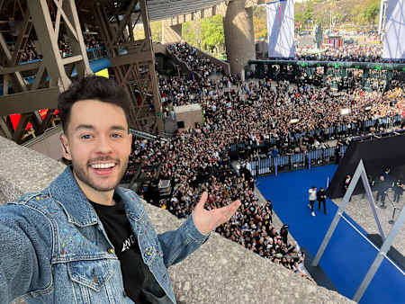 TheGrefg nos muestra la alfombra azul de los Esland, segunda Edición desde México. Enero 2023