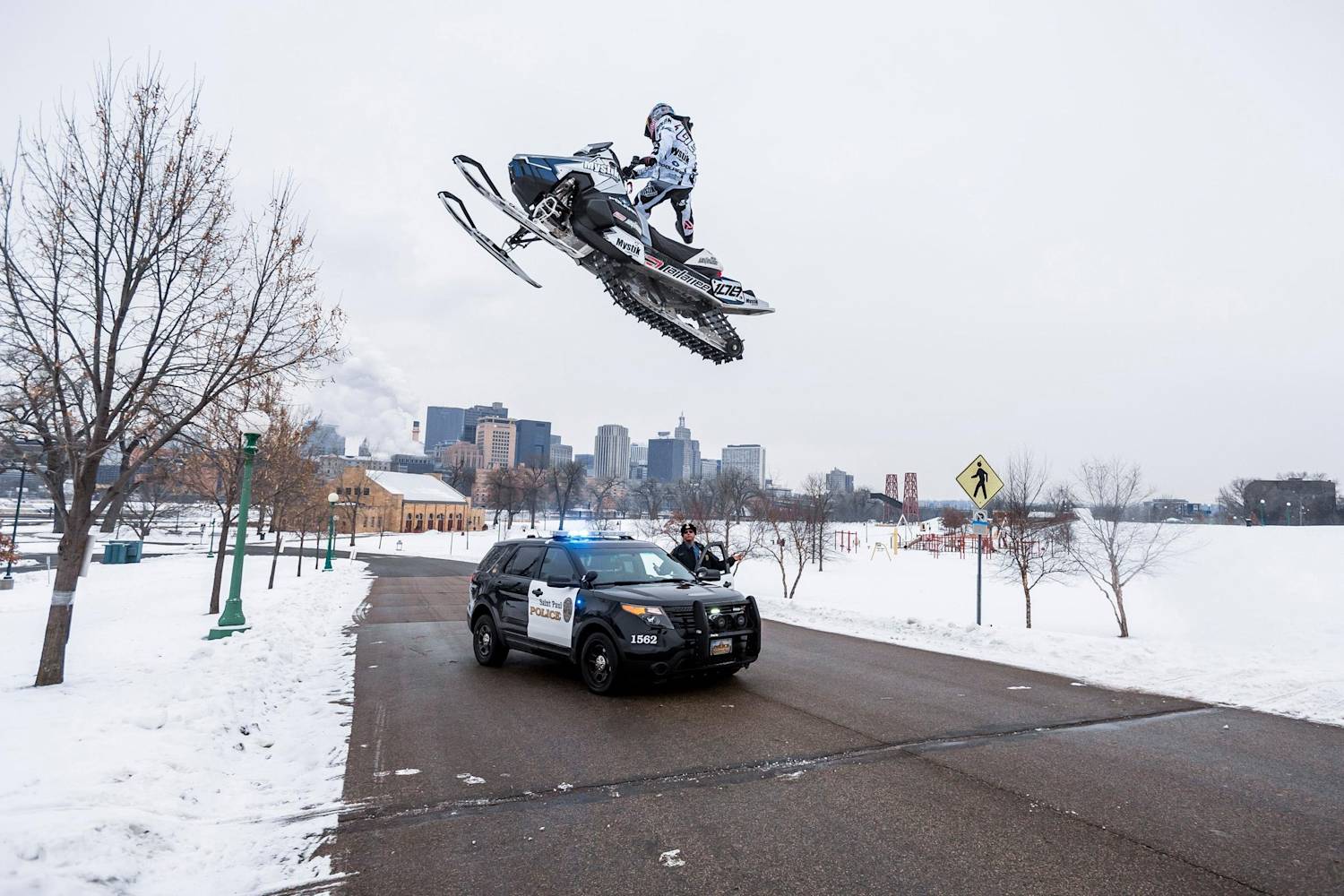 5 videos of jumps and stunts on snowmobiles Red Bull