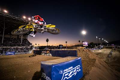 Josh Hansen scrubs at Red Bull Straight Rhythm.