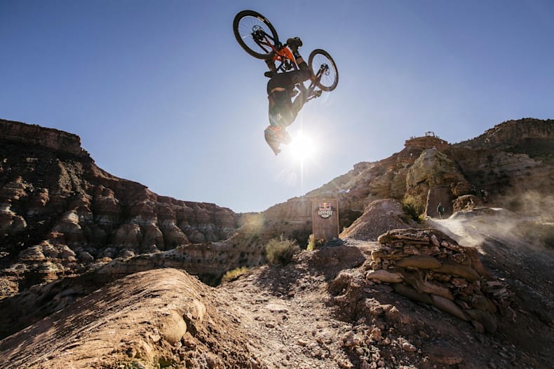 Велосипеды участников Red bull Rampage 2015