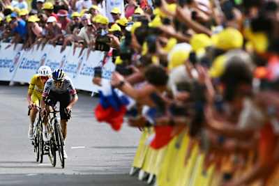 Remco Evenepoel sprints to stage victory