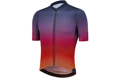 After some eye-catching kit? Look no further than Kalf's Flux print