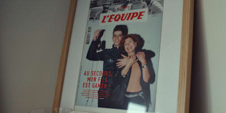 Sébastien 'Ceb' Debs appearing on the cover of French magazine L'Equipe in 2019 after reaching a successful point in his career with OG