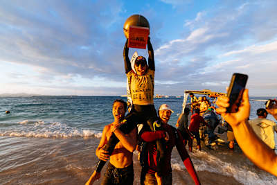 Molly Picklum chaired up the beach after winning the 2025 WSL Finals Fiji
