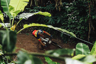 Vlad Dascălu racing at the Petrópolis round of the UCI MTB World Cup in Brazil.