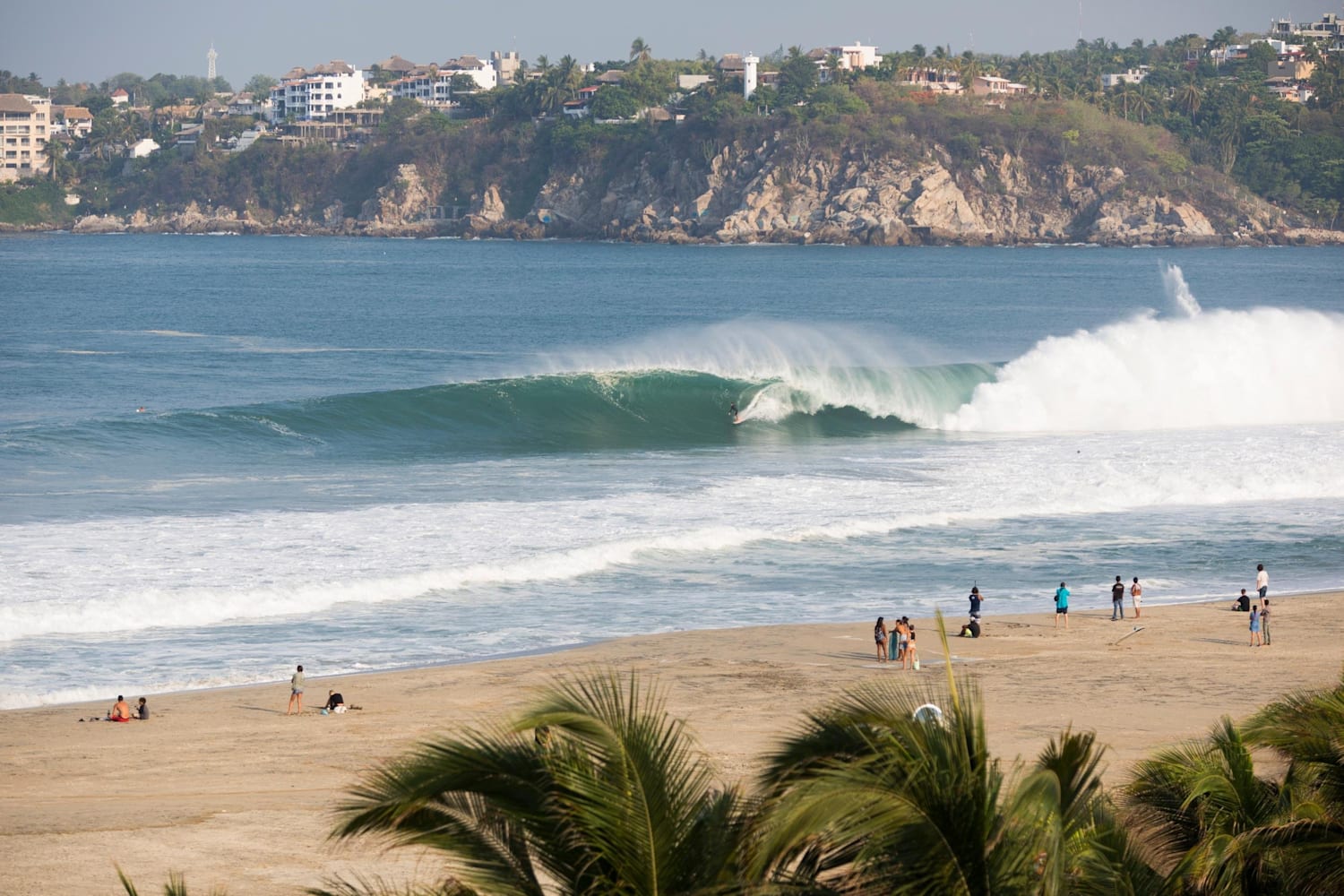 Un été de surf XXL à Puerto Escondido, Mexique en vidéo