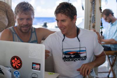 Sailing Lines to Hawaii with Travis Rice and Ian Walsh