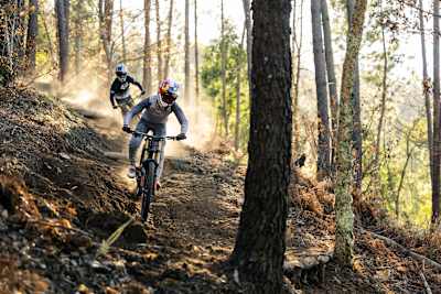 Laurie Greenland and Jackson Goldstone as seen in action at a Santa Cruz Syndicate training camp in Lousã, Portugal, in early February 2022.