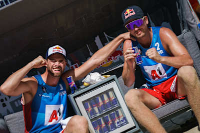 Die beiden Norweger geben am Beach den Ton an.