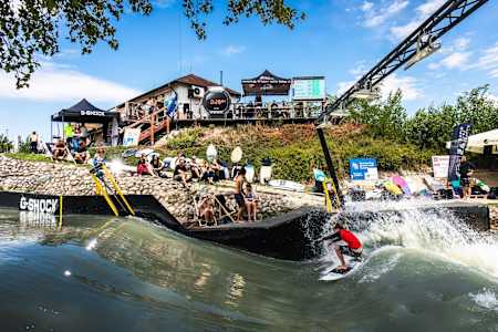 Pure Surf Camps, Divoka Voda Cunovo