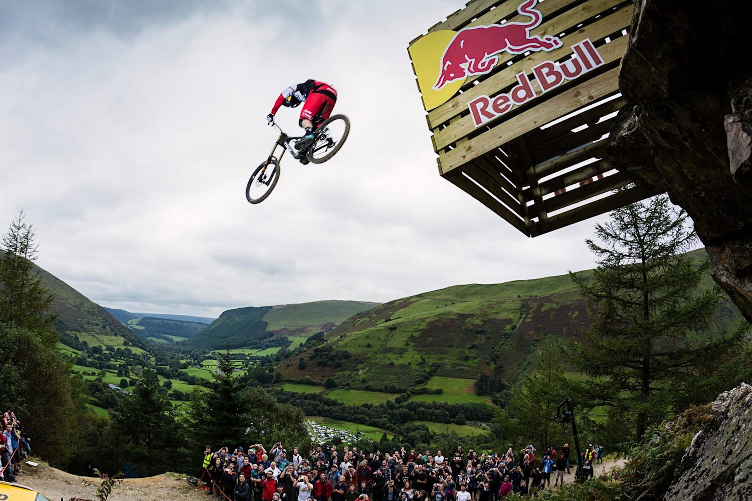 downhill world cup red bull