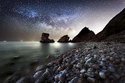 Impressive stars scenery over the italian beach.