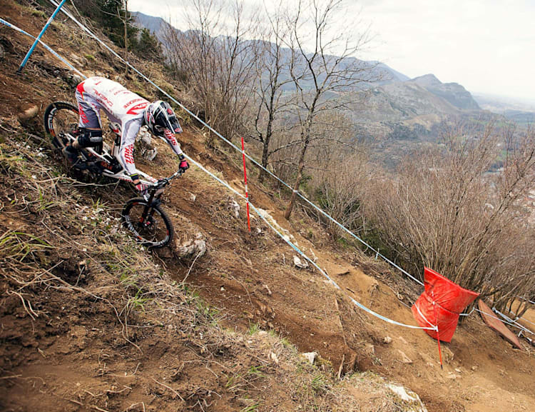 Aaron Gwin Mtb Downhill Red Bull Athlete Profile