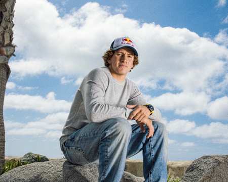 Ein Porträt von Jagger Eaton.