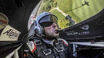 WM-Leader Goulian im Kampf mit den G-Kräften.